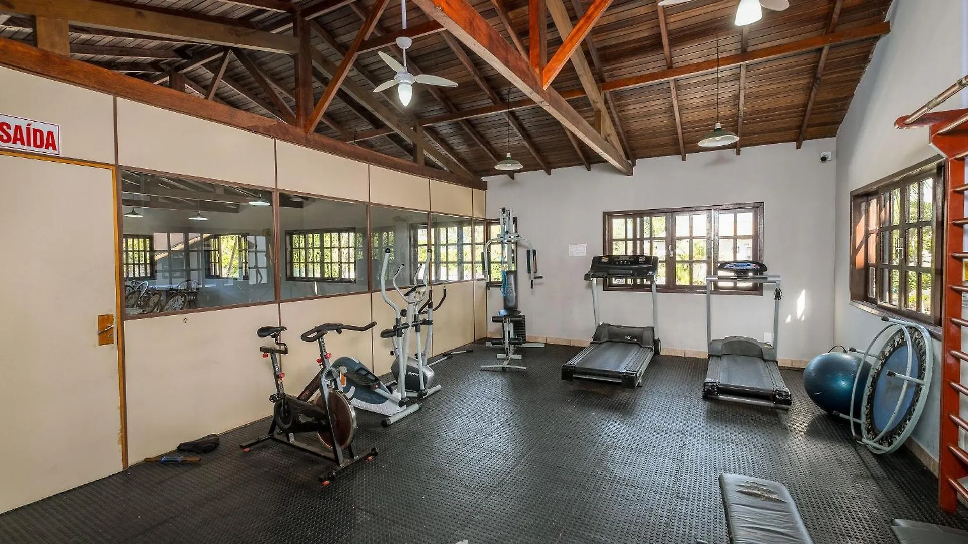Apto Em Lindo Condominio Pe Na Areia Rpb038 Florianópolis